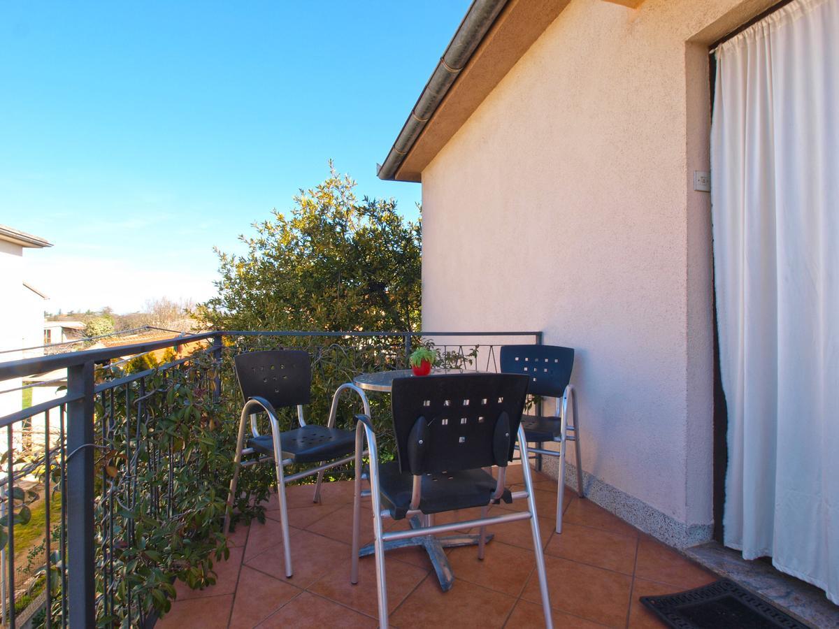 Apartments Mirela 1554 プーラ エクステリア 写真