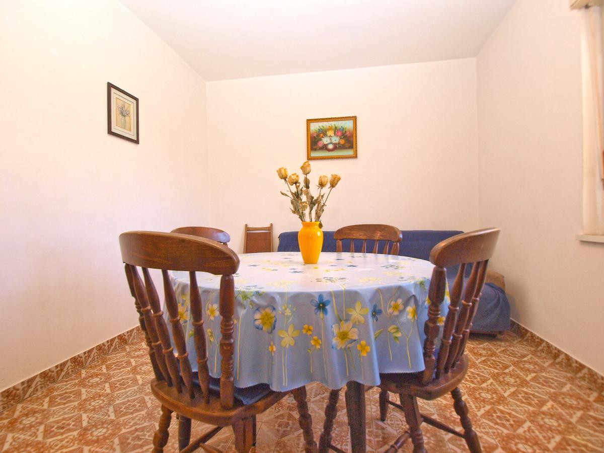 Apartments Mirela 1554 プーラ エクステリア 写真