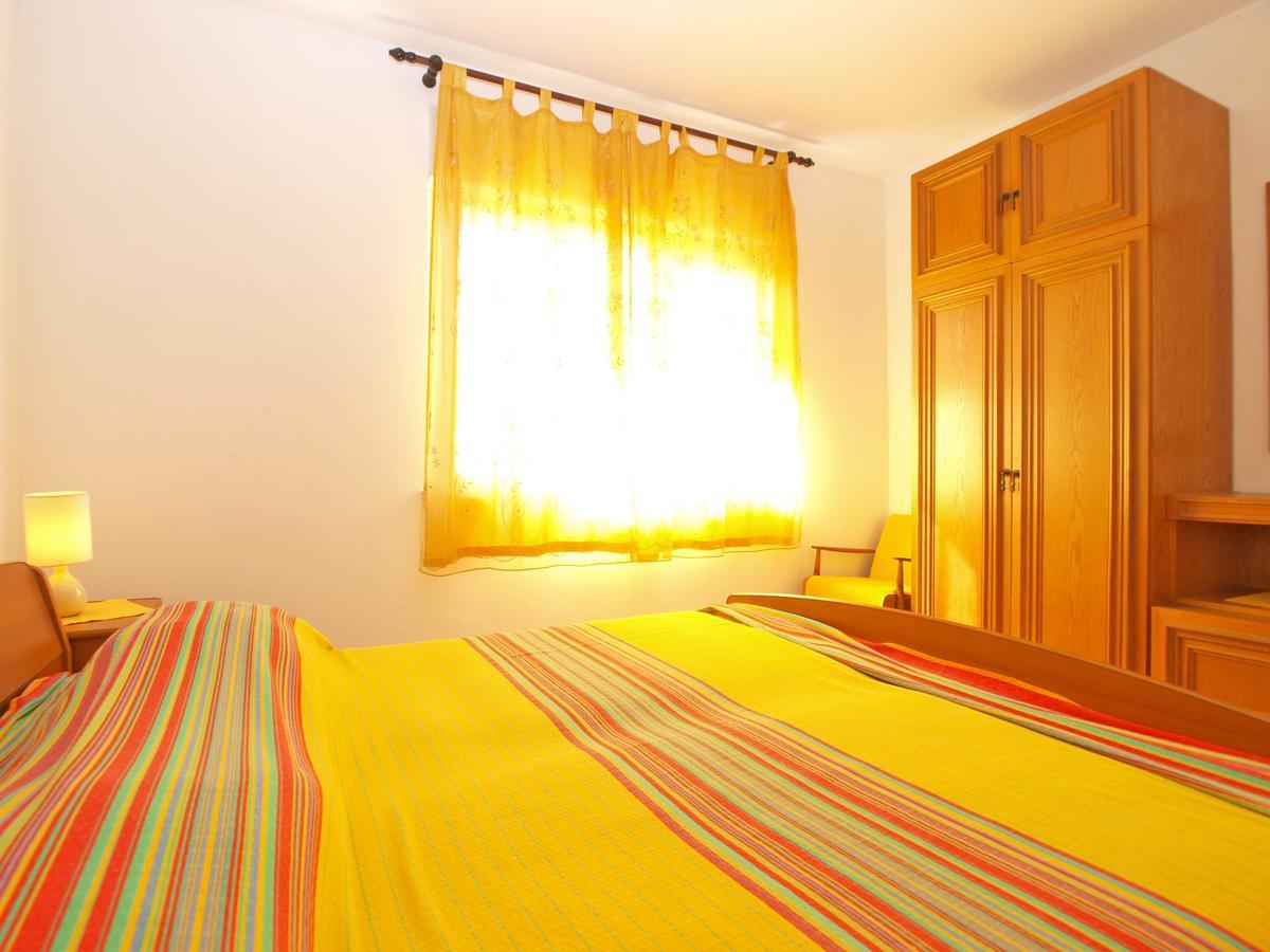 Apartments Mirela 1554 プーラ エクステリア 写真