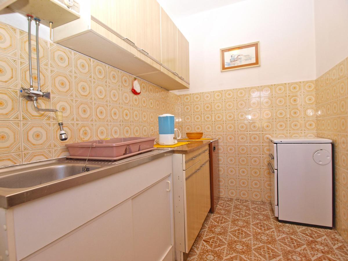 Apartments Mirela 1554 プーラ エクステリア 写真